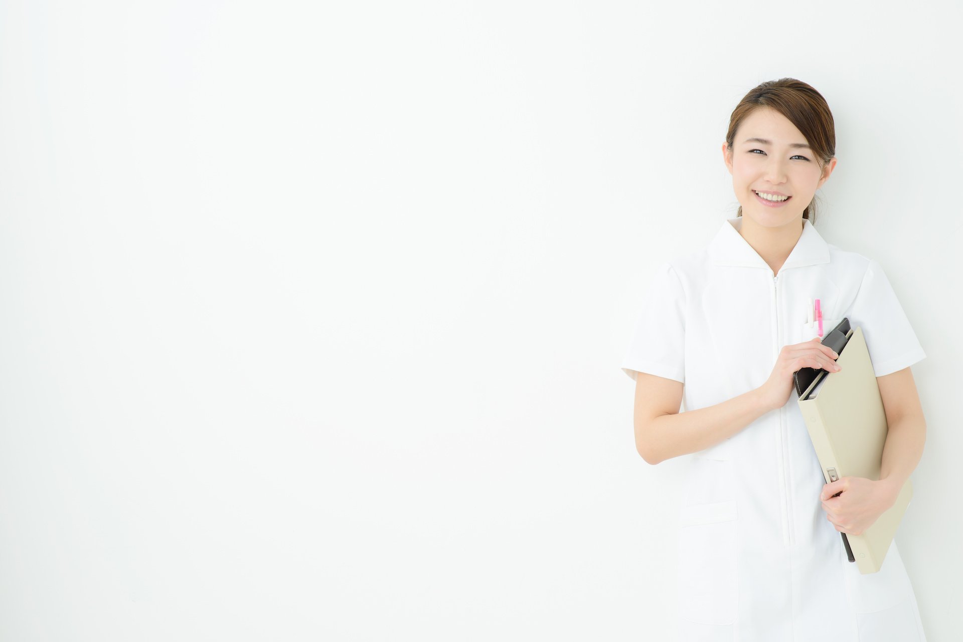 正社員として看護の仕事に就きたい方をサポート | 大阪で人材サービスならキャリアウィングス株式会社