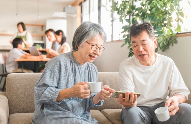 充実した条件の有料老人ホームでの求人をお探しの皆様に｜大阪で人材サービスならキャリアウィングス株式会社